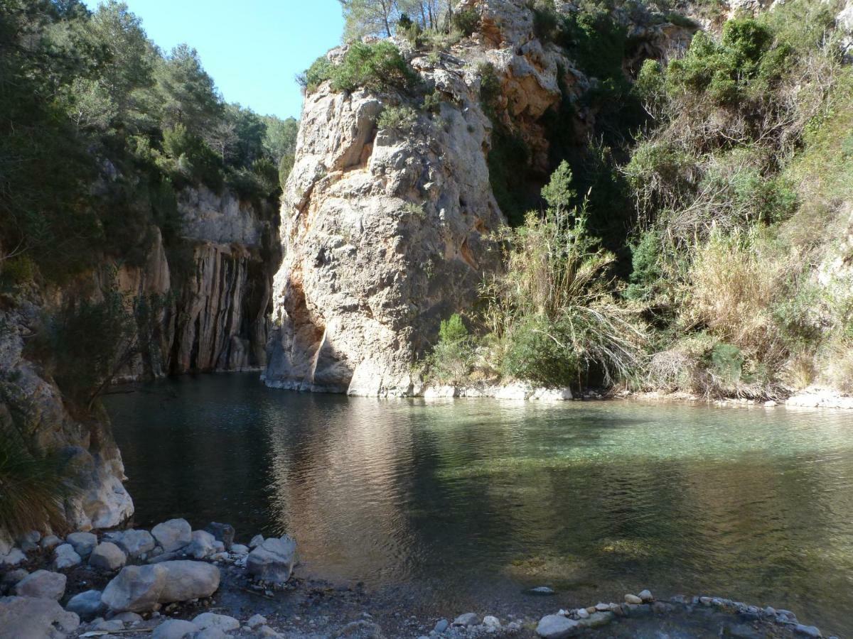 El Emigrante El Chorro Exterior foto